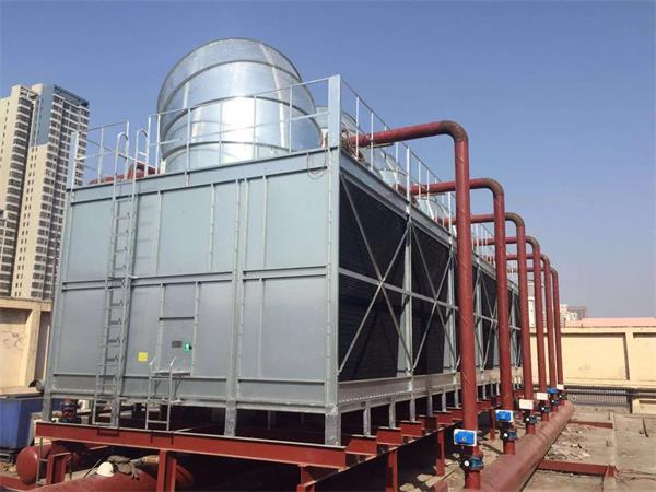 冷卻塔填料更換:閉式冷卻塔工作原理(冷卻塔機組的工作原理圖)